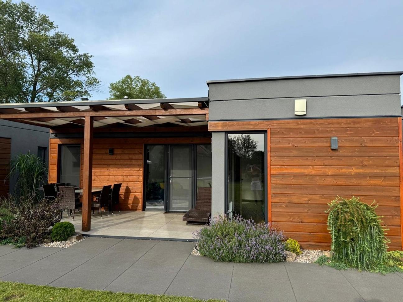 Cisza Bungalows Village / Blisko Natury Nowecin Exteriér fotografie